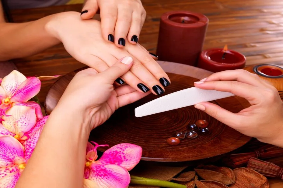 Binny's Nail Bar in Zirakpur City,Chandigarh - Best Beauty Parlours For Nail  Art in Chandigarh - Justdial